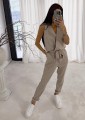 ELEGANCKI KOMBINEZON KOPERTOWY jasny beż BY ME