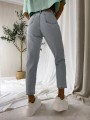 Spodnie jeans z dziurami MOM FIT BY ME